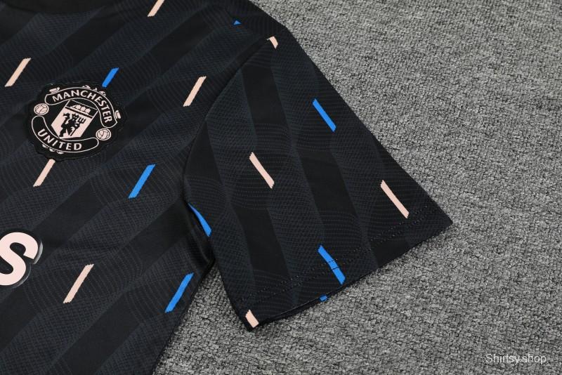 23-24 Manchester United Black Pattern Short Sleeve+Shorts